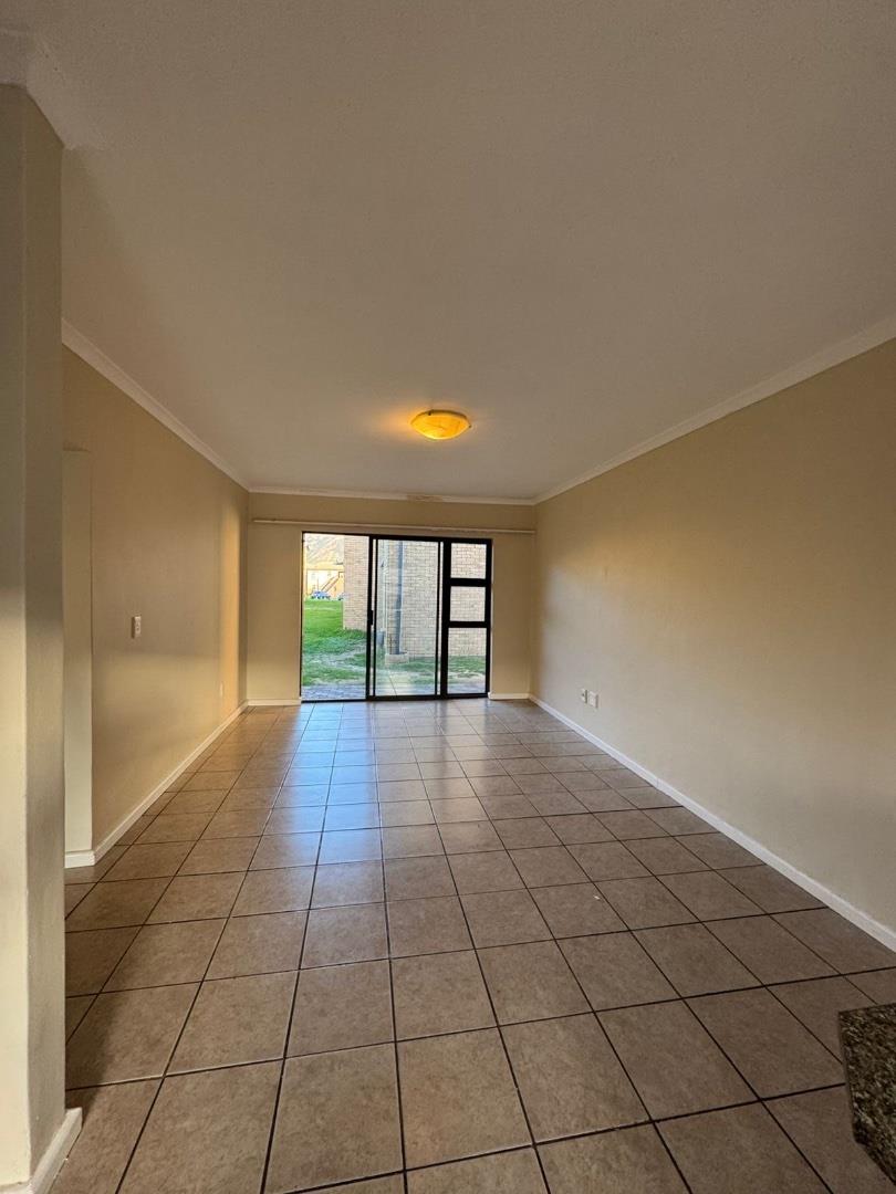 To Let 2 Bedroom Property for Rent in Fairview Golf Estate Western Cape